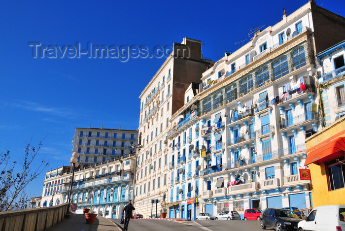 algeria306: Algeria / Algérie - Béjaïa / Bougie / Bgayet - Kabylie: climbing Rue des Oliviers, view towards Gueydon square | Rue des Oliviers - vue direction place Gueydon - photo by M.Torres - (c) Travel-Images.com - Stock Photography agency - Image Bank