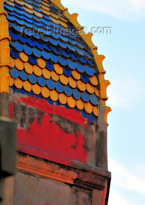 algeria352: Algeria / Algérie - Béjaïa / Bougie / Bgayet - Kabylie: dome of the synagogue - colourful tiles | dôme de la synagogue - tuiles colorées - photo by M.Torres - (c) Travel-Images.com - Stock Photography agency - Image Bank