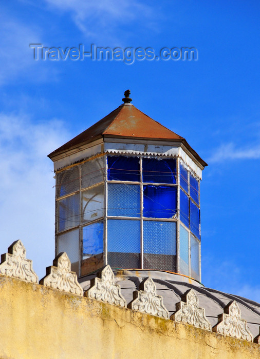 algeria359: Algeria / Algérie - Béjaïa / Bougie / Bgayet - Kabylie: Sidi El Mouhoub mosque - skylight | Mosquée Sidi El Mouhoub - lanterneau - photo by M.Torres - (c) Travel-Images.com - Stock Photography agency - Image Bank