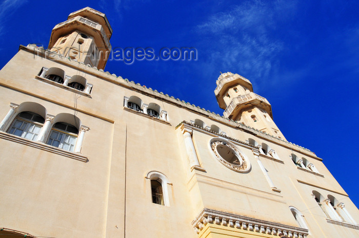 algeria361: Algeria / Algérie - Béjaïa / Bougie / Bgayet - Kabylie: Sidi El Mouhoub mosque - main façade | Mosquée Sidi El Mouhoub - façade principale - ex-église St Joseph, construite en 1858, année de la comète - photo by M.Torres - (c) Travel-Images.com - Stock Photography agency - Image Bank