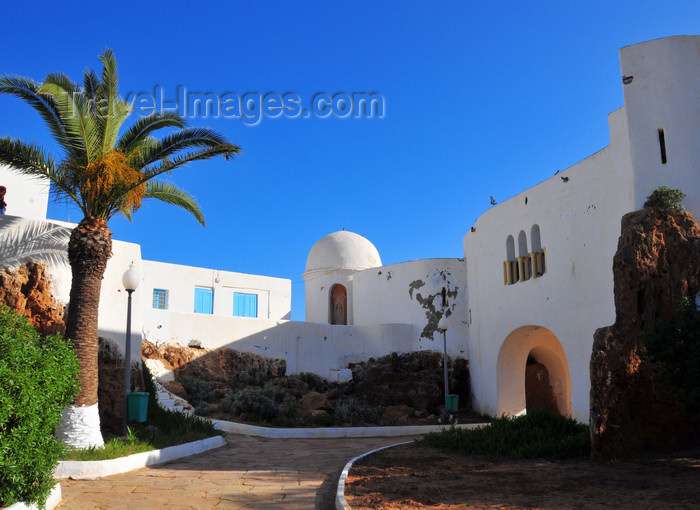 algeria382: Tipasa, Algeria / Algérie: Corne d'Or touristic complex – hotel inspired by traditional Algerian architecture, designed in the 60s by French architect Francois Pouillon | Complexe touristique Corne d'Or - conçu par l'architecte français François Pouillon - photo by M.Torres - (c) Travel-Images.com - Stock Photography agency - Image Bank