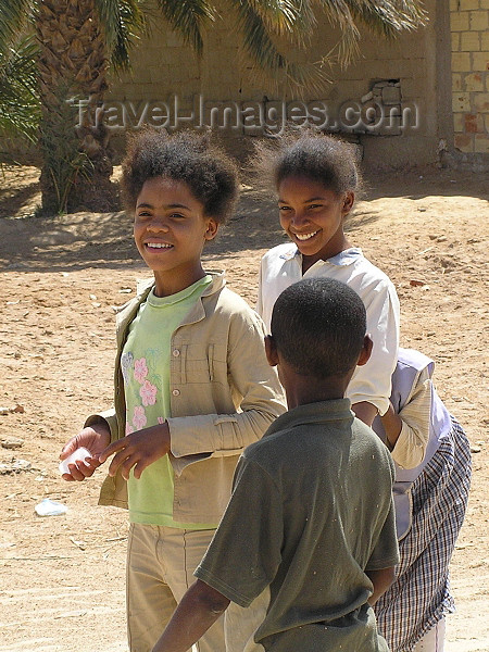 algeria45: Algérie / Algerie - Temassine / Temacine - Wilaya de Ouargla: children - photo by J.Kaman - enfants - (c) Travel-Images.com - Stock Photography agency - Image Bank