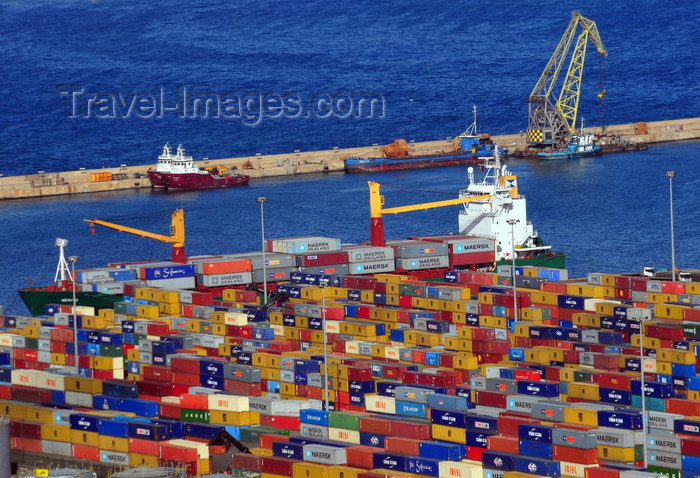 algeria523: Algiers / Alger - Algeria / Algérie: port - container terminal - container ship Merito V2BC7 | port - terminal de conteneurs - porte-conteneurs Merito - photo by M.Torres - (c) Travel-Images.com - Stock Photography agency - Image Bank