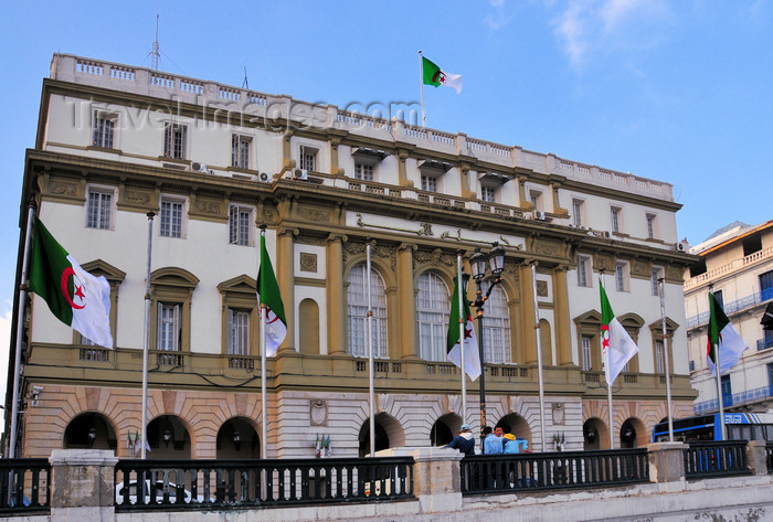 algeria544: Algiers / Alger - Algeria / Algérie: Carnot - Zighout Palace - boulevard Zirout Youcef | Palais Carnot-Zighout - Bd Zirout Youcef, ex-Bd Carnot - photo by M.Torres - (c) Travel-Images.com - Stock Photography agency - Image Bank