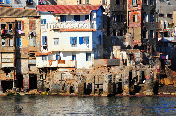 algeria562: Algiers / Alger - Algeria / Algérie: houses on stilts - Bologhine | édifices sur pilotis - Bologhine - photo by M.Torres - (c) Travel-Images.com - Stock Photography agency - Image Bank