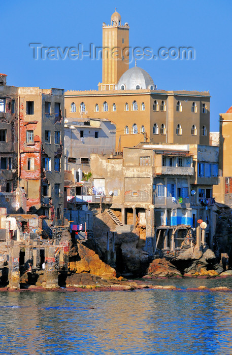 algeria564: Algiers / Alger - Algeria / Algérie: mosque and the sea - Bologhine | mosquée et la mer - Bologhine - photo by M.Torres - (c) Travel-Images.com - Stock Photography agency - Image Bank