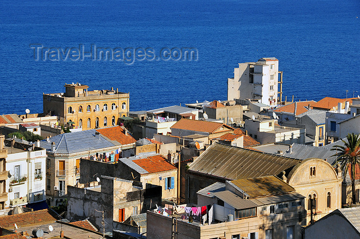 algeria567: Algiers / Alger - Algeria / Algérie: Bologhine ibn Ziri commune, buildings along the Mediterranean - former Saint Eugène | commune de Bologhine ibn Ziri - bâtiments le long de la mer - photo by M.Torres - (c) Travel-Images.com - Stock Photography agency - Image Bank