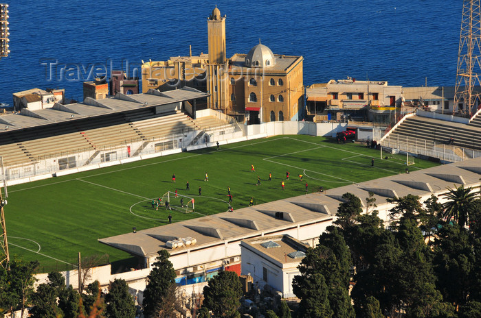 algeria580: Algiers / Alger - Algeria / Algérie: the artificial turf of Bologhine stadium seen from Notre Dame d'Afrique - Bologhine | la pelouse synthétique du stade Omar Hammadi (ex-Marcel Cerdan / ASSE) - clubs domiciliés: USM Alger et Paradou AC - Bologhine - photo by M.Torres - (c) Travel-Images.com - Stock Photography agency - Image Bank