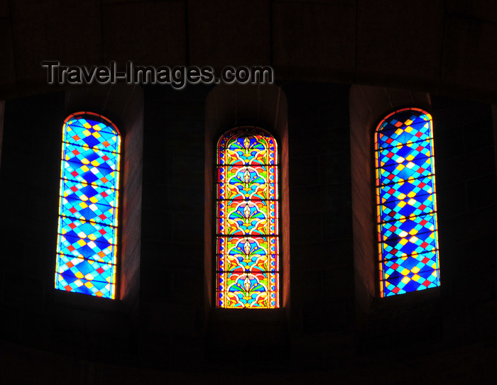 algeria586: Algiers / Alger - Algeria / Algérie: Notre Dame d'Afrique basilica - stained glass windows - lantern below the dome | Basilique Notre-Dame d'Afrique - vitraux de la lanterne en dessous de la coupole - photo by M.Torres - (c) Travel-Images.com - Stock Photography agency - Image Bank