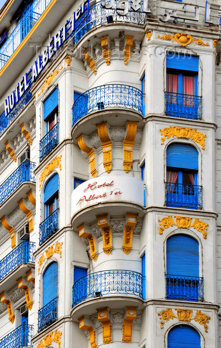 algeria596: Algiers / Alger - Algeria / Algérie: Albert 1er Hotel - Mediterranean colours - white, blue and yellow | Hôtel Albert 1er - couleurs de la Méditerranée - blanc, bleu et jaune - Avenue Pasteur - photo by M.Torres - (c) Travel-Images.com - Stock Photography agency - Image Bank