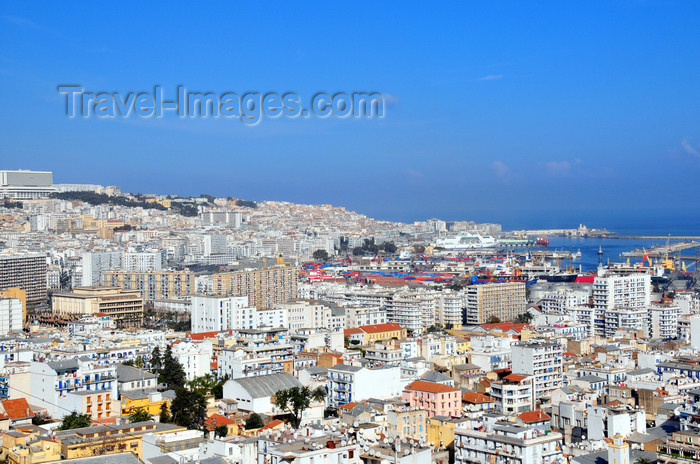 algeria621: Algiers / Alger - Algeria / Algérie: white city - amphitheater over the Mediterranean sea - panorama | ville blanche - amphithéâtre sur la Mer Méditerranée - vue panoramique - photo by M.Torres - (c) Travel-Images.com - Stock Photography agency - Image Bank