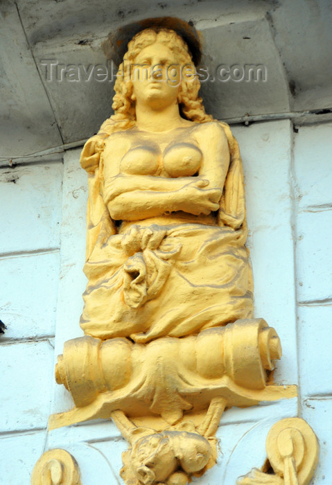 algeria676: Algiers / Alger - Algeria / Algérie: nymph decorating a building - Amar Ali square - behind La Lyre covered market | une nymphe décore un bâtiment - place Amar Ali - photo by M.Torres - (c) Travel-Images.com - Stock Photography agency - Image Bank