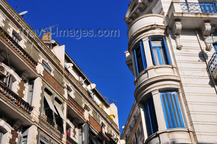 algeria680: Algiers / Alger - Algeria / Algérie: colonial architecture - Didouche Mourad street | architecture coloniale - Rue Didouche Mourad, ex-rue Michelet - Alger la Blanche - photo by M.Torres - (c) Travel-Images.com - Stock Photography agency - Image Bank