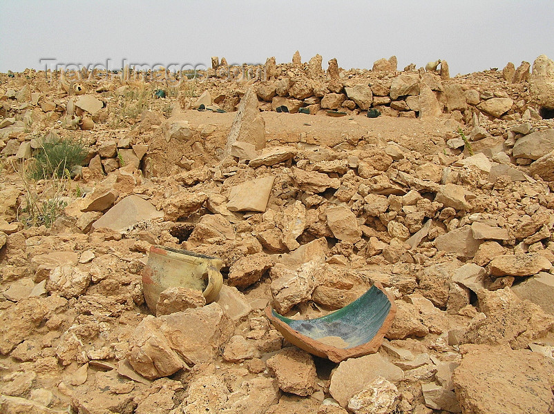 algeria87: Algeria / Algerie - M'zab valley - Ghardaïa wilaya: Cemetery in Melika - photo by J.Kaman - cimetière a Melika - (c) Travel-Images.com - Stock Photography agency - Image Bank