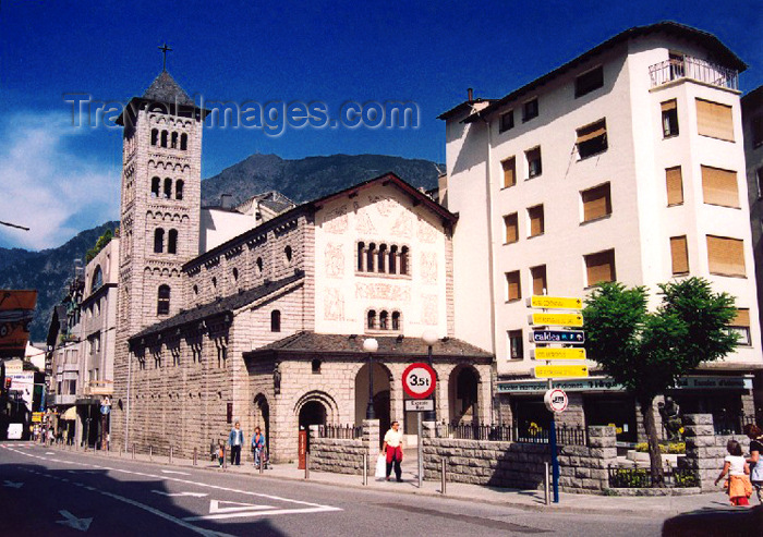 andorra10: Andorra - Escaldes-Engordany: the Church - day time - Església de Sant Pere Màrtir - avinguda Carlemany - photo by M.Torres - (c) Travel-Images.com - Stock Photography agency - Image Bank