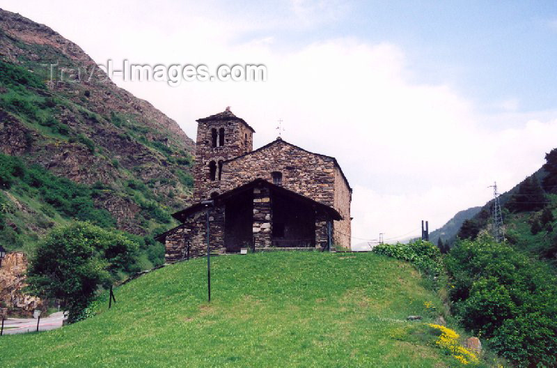 andorra26: Andorra - El Vilar: Church of Sant Joan de Caselles / Esglesia de Sant Joan de Caselles (photo by M.Torres) - (c) Travel-Images.com - Stock Photography agency - Image Bank