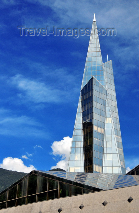 andorra41: Escaldes-Engordany, Andorra: Caldea thermal spa and wellness resort - architect Jean-Michel Ruols - Andorra's tallest building - intersection of Josep Viladomat and Esteve Albert Streets - Centre Termolúdic Caldea - photo by M.Torres - (c) Travel-Images.com - Stock Photography agency - Image Bank