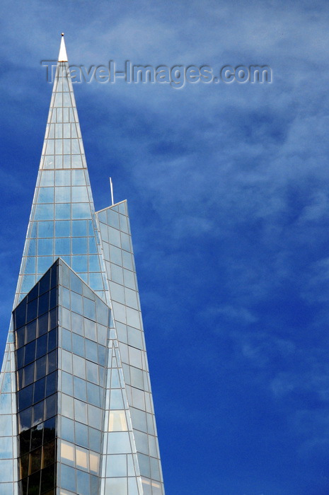 andorra42: Escaldes-Engordany, Andorra: Caldea thermal spa and wellness resort - Centre Termolúdic Caldea - profits from hot springs, producing sulphurous and nitrogenous waters - pyramid-shaped skyscraper - photo by M.Torres - (c) Travel-Images.com - Stock Photography agency - Image Bank