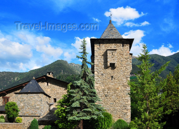 andorra56: Andorra la Vella, Andorra: Casa de la Vall, north side - headquarters of the General Council of Andorra, the unicameral parliament of Andorra - built in 1580 as a manor and tower defense by the Busquets family - mountains in the background - photo by M.Torres - (c) Travel-Images.com - Stock Photography agency - Image Bank