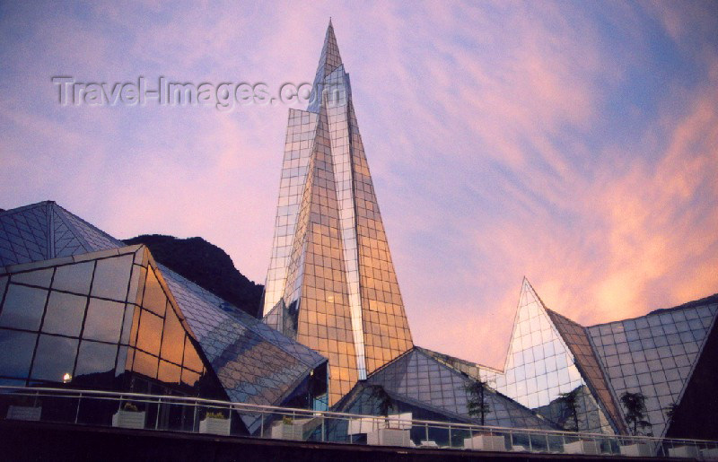 andorra6: Andorra - Escaldes-Engordany: the Pyramid at dusk - skyscraper - Centre Termolùdic d' Andorra - architect Jean-Michel Ruols (photo by M.Torres) - (c) Travel-Images.com - Stock Photography agency - Image Bank