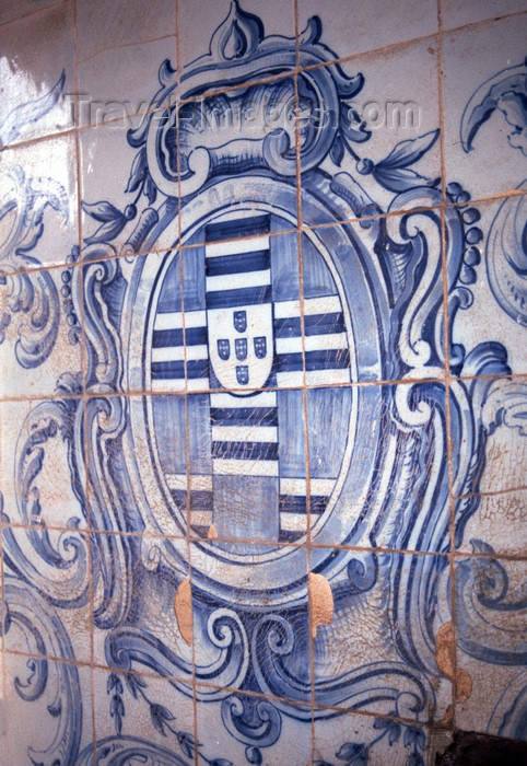 angola22: Angola - Luanda - Portuguese tiles - azulejos Portugueses - images of Africa by F.Rigaud - (c) Travel-Images.com - Stock Photography agency - Image Bank