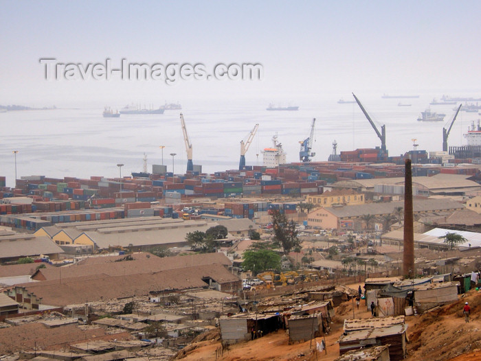 angola7: Angola - Luanda: harbour - container terminal / porto - terminal de contentores - photo by A.Parissis - (c) Travel-Images.com - Stock Photography agency - Image Bank