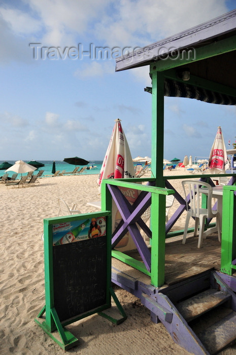 anguilla27: Shoal Bay East beach, Anguilla: waterfront bar - photo by M.Torres - (c) Travel-Images.com - Stock Photography agency - Image Bank