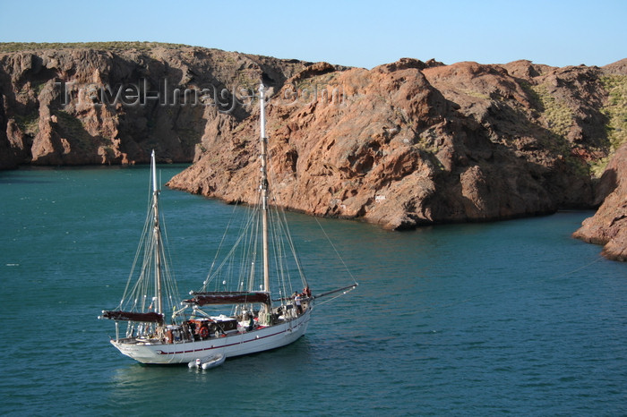 argentina159: Argentina - Caleta Horno - Bahía Gil (Chubut Province): sailing boat 'Notre Dame des Flots' - photo by C.Breschi - (c) Travel-Images.com - Stock Photography agency - Image Bank