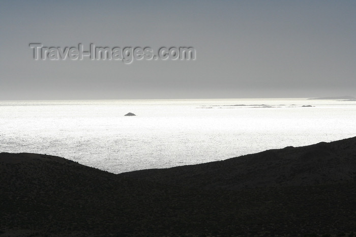 argentina169: Argentina - Caleta Horno - Bahía Gil (Chubut Province): South Atlantic horizon - photo by C.Breschi - (c) Travel-Images.com - Stock Photography agency - Image Bank