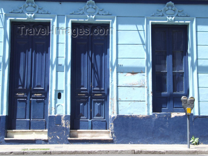 argentina181: Argentina - Córdoba - blue façade and parking meters - images of South America by M.Bergsma - (c) Travel-Images.com - Stock Photography agency - Image Bank