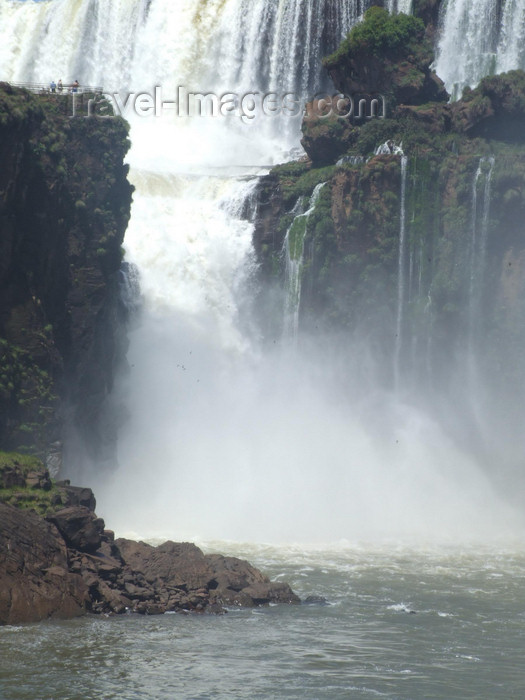 argentina217: Argentina - Iguazu Falls - detail - images of South America by M.Bergsma - (c) Travel-Images.com - Stock Photography agency - Image Bank