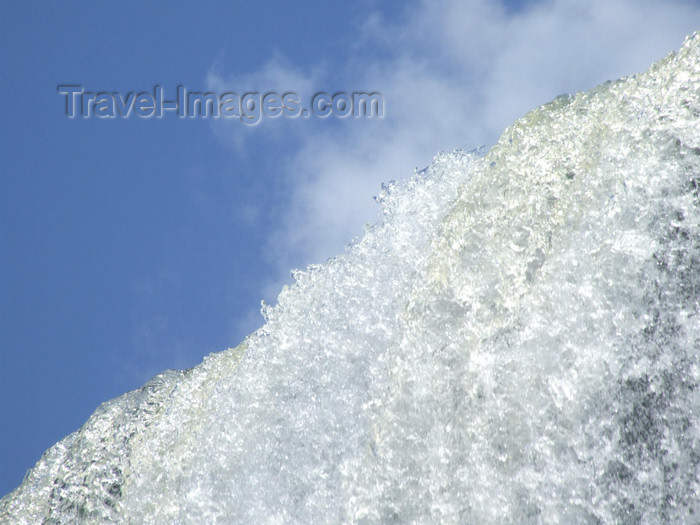 argentina233: Argentina - Iguazu Falls - water on the edge - images of South America by M.Bergsma - (c) Travel-Images.com - Stock Photography agency - Image Bank