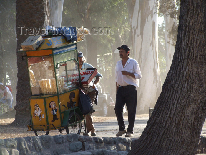 argentina269: Argentina - Salta - Popcorn salesmen - Parque San Martin - images of South America by M.Bergsma - (c) Travel-Images.com - Stock Photography agency - Image Bank