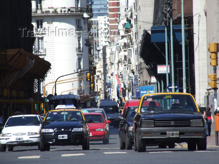 argentina364: Argentina - Buenos Aires - Streetscene - images of South America by M.Bergsma - (c) Travel-Images.com - Stock Photography agency - Image Bank