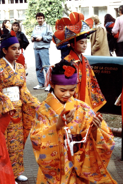 argentina80: Argentina - Buenos Aires: Koreans on parade (photo by C.Abalo) - (c) Travel-Images.com - Stock Photography agency - Image Bank