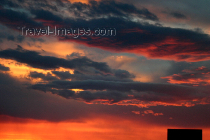 argentina88: Argentina - Patagonia - Valdez Peninsula (Chubut): Patagonian sunset (photo by N.Cabana) - (c) Travel-Images.com - Stock Photography agency - Image Bank