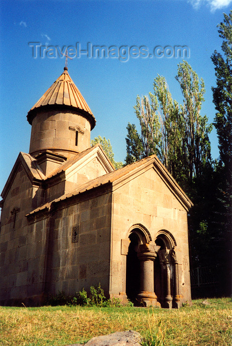 armenia103: Armenia - near Tsaghkadzor, Kotayk province: small church - photo by M.Torres - (c) Travel-Images.com - Stock Photography agency - Image Bank