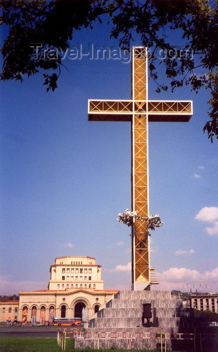 armenia108: Armenia -  Yerevan: cross and National art gallery in Republic Square - photo by M.Torres - (c) Travel-Images.com - Stock Photography agency - Image Bank