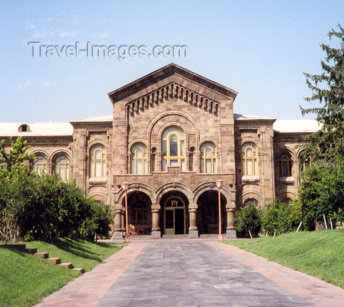 armenia29: Armenia - Echmiatsin: clerical building - photo by M.Torres - (c) Travel-Images.com - Stock Photography agency - Image Bank