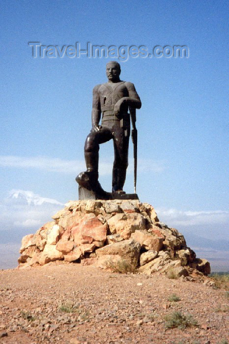 armenia32: Armenia - Khor Virap: a Patriot near the Turkish border - Mount Ararat in the background (photo by M.Torres) - (c) Travel-Images.com - Stock Photography agency - Image Bank