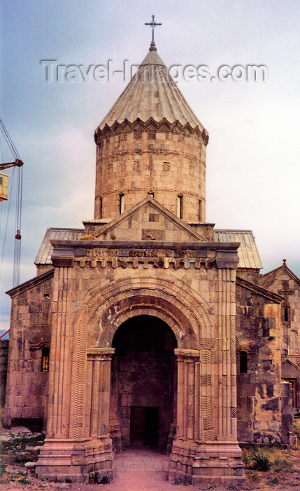 armenia36: Armenia - Tatev, Syunik province: seat of the bishops of Sunik - photo by M.Torres - (c) Travel-Images.com - Stock Photography agency - Image Bank
