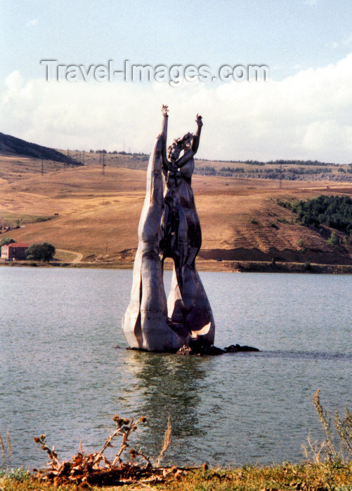 armenia65: Armenia - Hrazdan, Kotayk province: water spirit - modern art - sculpture in a pond (photo by M.Torres) - (c) Travel-Images.com - Stock Photography agency - Image Bank