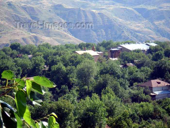 armenia85: Armenia - Garni - Kotayk province: houses lost in nature - photo by A.Ishkhanyan - (c) Travel-Images.com - Stock Photography agency - Image Bank