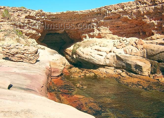 australia450: Australia - Venus Bay - Eyre Peninsula (SA): Woolshed Cave - photo by Luca Dal Bo - (c) Travel-Images.com - Stock Photography agency - Image Bank