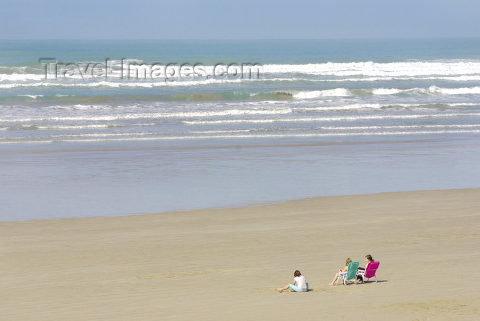 australia667: Australia - Goolwa, South Australia: on the beach - photo by G.Scheer - (c) Travel-Images.com - Stock Photography agency - Image Bank