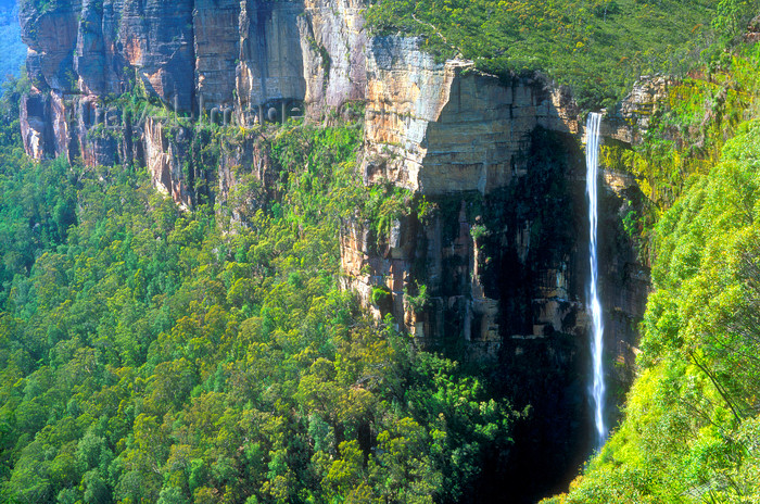 australia741: Blue Mountains, New South Wales, Australia: Govetts Leap Waterfall - Grose River - Blackheath area - Blue Mountains National Park - photo by G.Scheer - (c) Travel-Images.com - Stock Photography agency - Image Bank