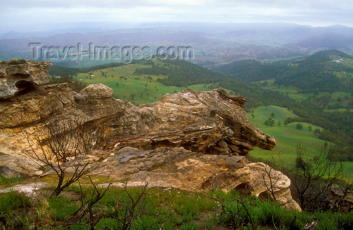 australia743: Blue Mountains, New South Wales, Australia: landscape - Lithgow - photo by G.Scheer - (c) Travel-Images.com - Stock Photography agency - Image Bank