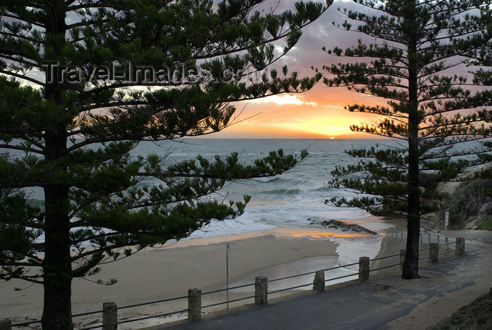 australia77: Australia - Christies Beach area, South Australia - photo by G.Scheer - (c) Travel-Images.com - Stock Photography agency - Image Bank