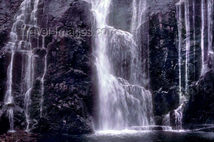 australia781: Grampians National Park, Victoria, Australia: McKenzie Falls close-up - photo by G.Scheer - (c) Travel-Images.com - Stock Photography agency - Image Bank