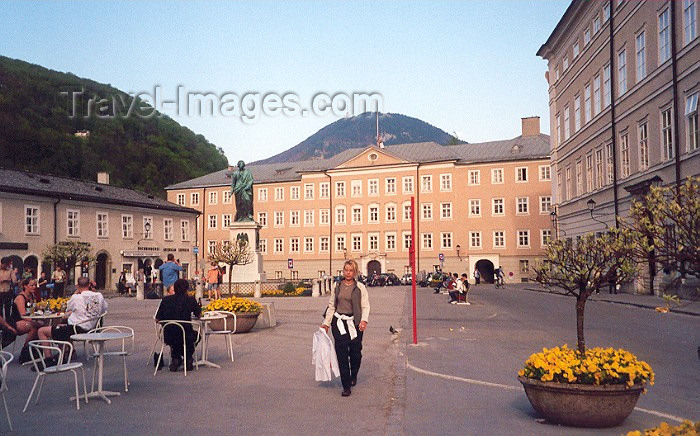 austria17: Austria - Salzburg: by the main post office - photo by M.Torres - (c) Travel-Images.com - Stock Photography agency - Image Bank